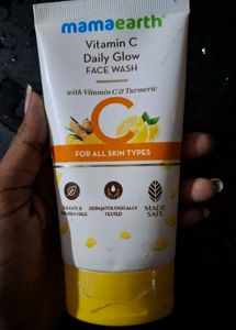 Mamaearth Vitamin C Daily Glow Face Wash