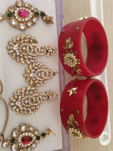 Exquisite Indian Jewelry Set