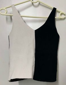 Classic Black &amp; White Knit Sweater