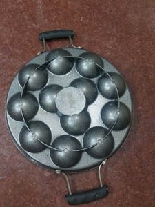 CELLO Aluminium Nonstick 12 Cavity Appe Pan