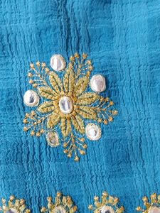 Women Blue Kurta In Good Condition No Flaws