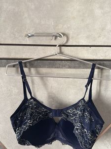 Elegant Lace Non-Padded Bra