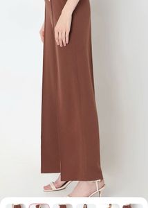 Vero Moda High-Rise Pleated Trousers