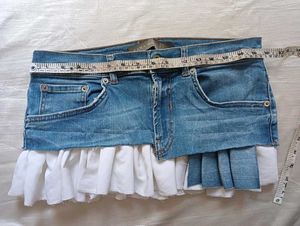 🏷️ REWORKED DENIM RUFFLE MICRO-MINI SKIRT