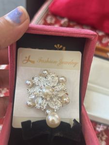 Elegant Pearl &amp; Crystal Brooch