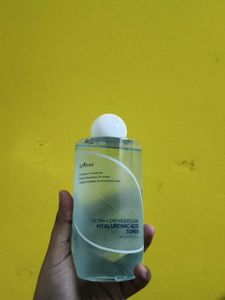 Isntree Hyaluronic Acid Toner