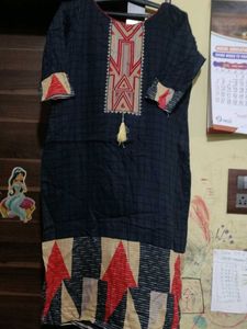 Stylish Black Kurta with Red &amp; Beige Print