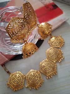 Gold Plated Necklace &amp; Earring Set