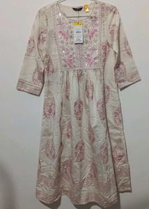 Women's White & Pink Kurta with Mirror Work free d