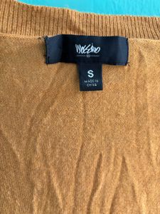 Mustard yellow V-Neck Long Sleeve Sweater
