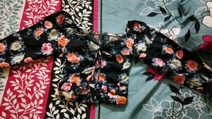 Floral Print Puff Sleeve Top