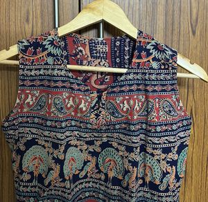 Self Print Kurti