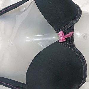 Black Push-⭐Up Bra with Pink Accents