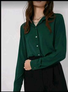Elegant Green Button-Up Shirt