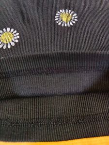 Black Daisy Print Cropped Top