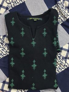 Elegant  Embroidered kurta