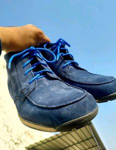 Original woodland shoes with box