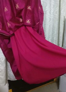 Beautiful Magenta Ethnic Gown