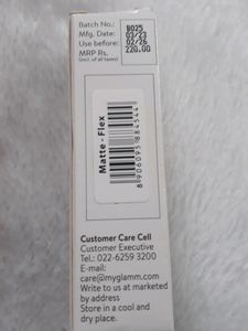 Myglamm Lit Nail Enamel Matte Flex Nai