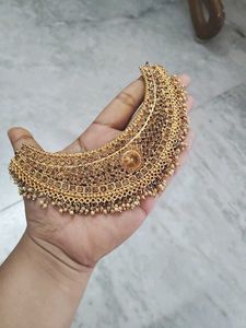 17.Gold Choker Necklace Set