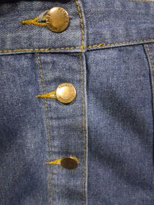 Classic Denim Button-Up Skirt