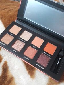 SUGAR Cosmetics Eyeshadow Palette Flawless 01