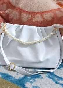 Elegant Pearl &amp; Gold Face Mask Chain