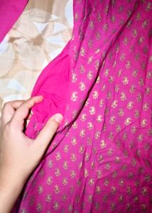 Women Pink &amp; Gold Toned Kurta