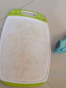 Cutting Board &amp; Garlic Press