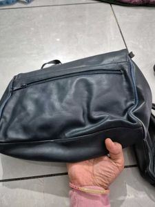 Set of 2 Black Leather Shoulder Bags