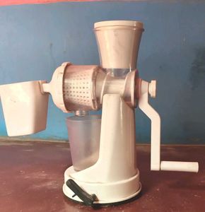 Manual Juicer