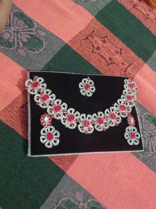 Exquisite Red & Silver Necklace Set