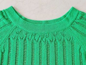 Chic Green Knit Top