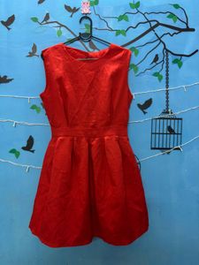 Chic Red Sleeveless Dress