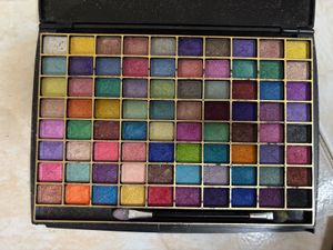 Multi-Color Eyeshadow Palette