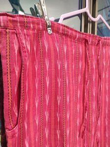 Ethnic Pure Cotton Skirt With Pockets And Slits