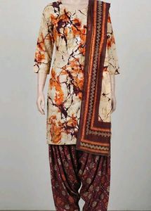 Stylish Batik Print Kurta Set with Dupatta