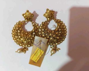 Exquisite Gold Plated Earrings with Pearls