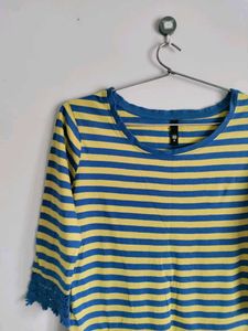 Striped 3/4 Sleeve Tshirt with Lace Detail