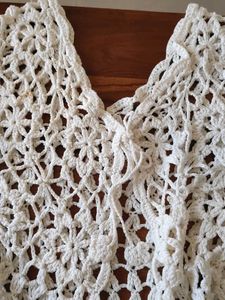 Boho Crochet Top - Woollen + Front open