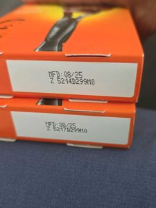 Gillette Fusion5 Razor - New Pack of two