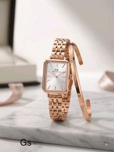 Daniel Wellington (COPY)Rose Gold Watch &amp; Bracelet