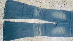 Retro Flare Jeans and red top,glitches top com