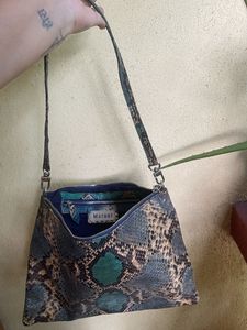 Stylish Snakeskin Clutch Bag