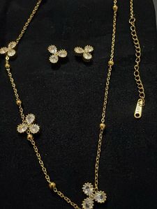 Anti-tarnish Sparkling  Necklace &amp; Earring S