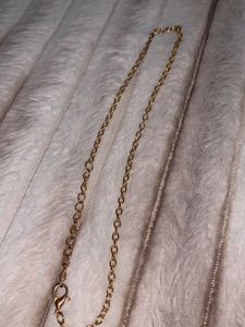 Delicate Gold Chain Necklace