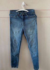 Blue High-Waisted Skinny Jeans