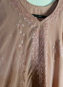 Elegant Embroidered Kurta