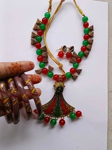 🎉Exquisite Indian Jewelry Set with Bangles