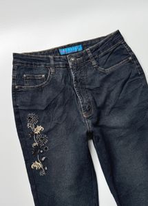 Y2K Embroidered Flared Jeans